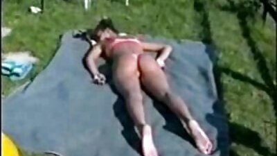 बस्टी मिस्ट्रेस टी 69 मध्ये एक प्रचंड डिक करते