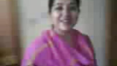 बिट boobed सेक्सी गोरा हौशी मॉडेल